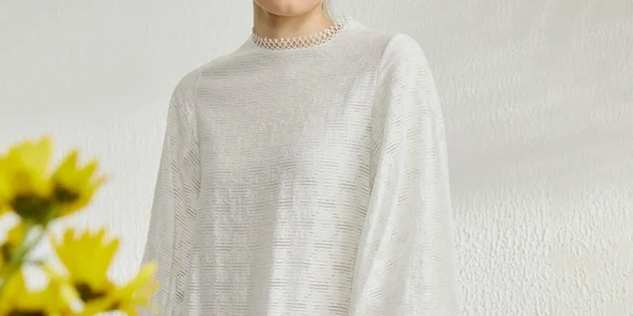 Tunik Nedir ve Nasıl Bir Giysidir?